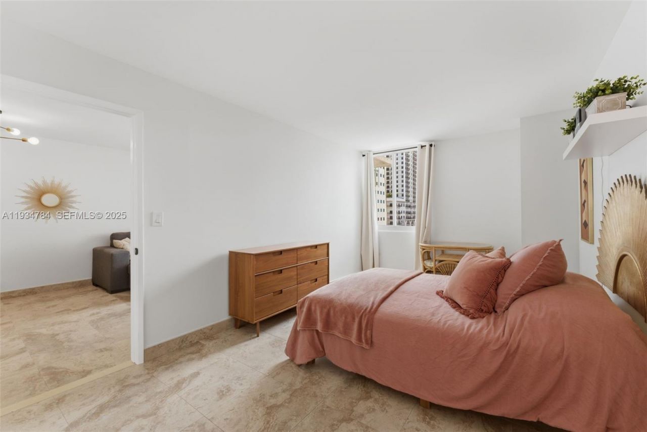 850 N Miami Ave, Unit W-806, Miami, FL 33136 Photo