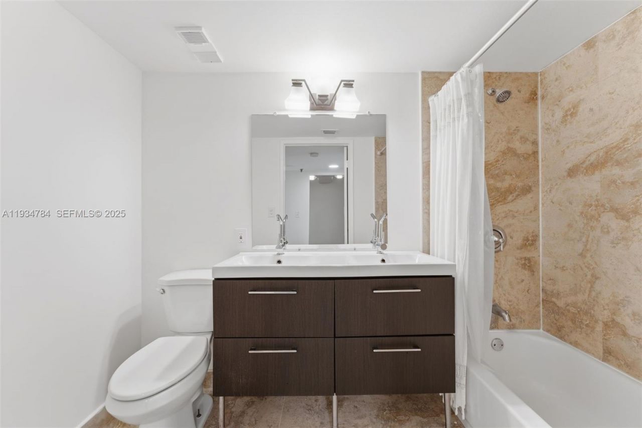 850 N Miami Ave, Unit W-806, Miami, FL 33136 Photo