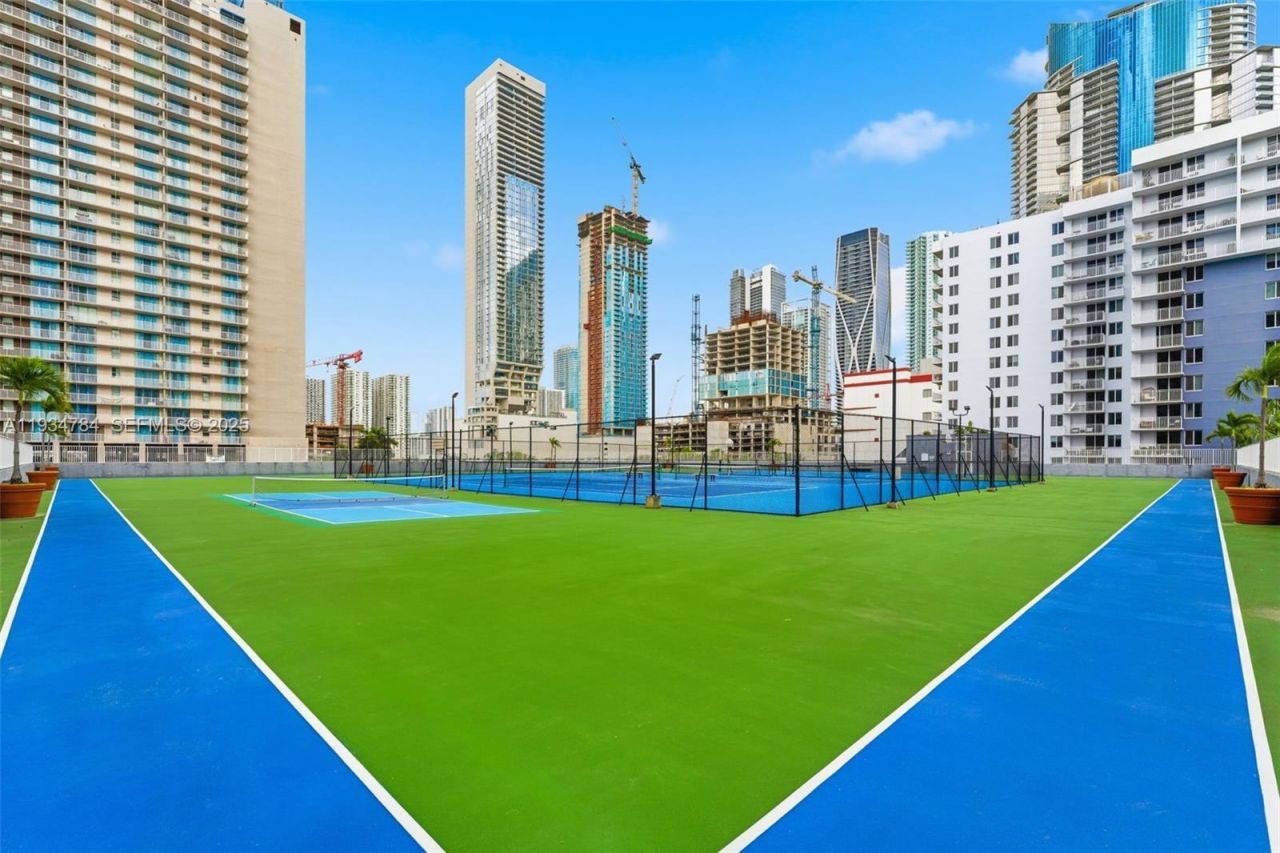 850 N Miami Ave, Unit W-806, Miami, FL 33136 Photo