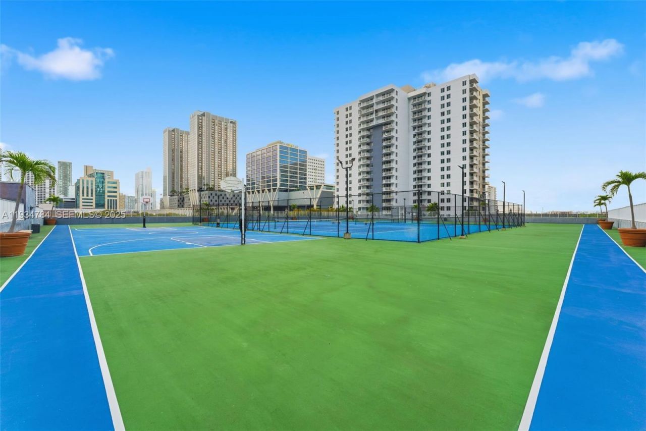 850 N Miami Ave, Unit W-806, Miami, FL 33136 Photo