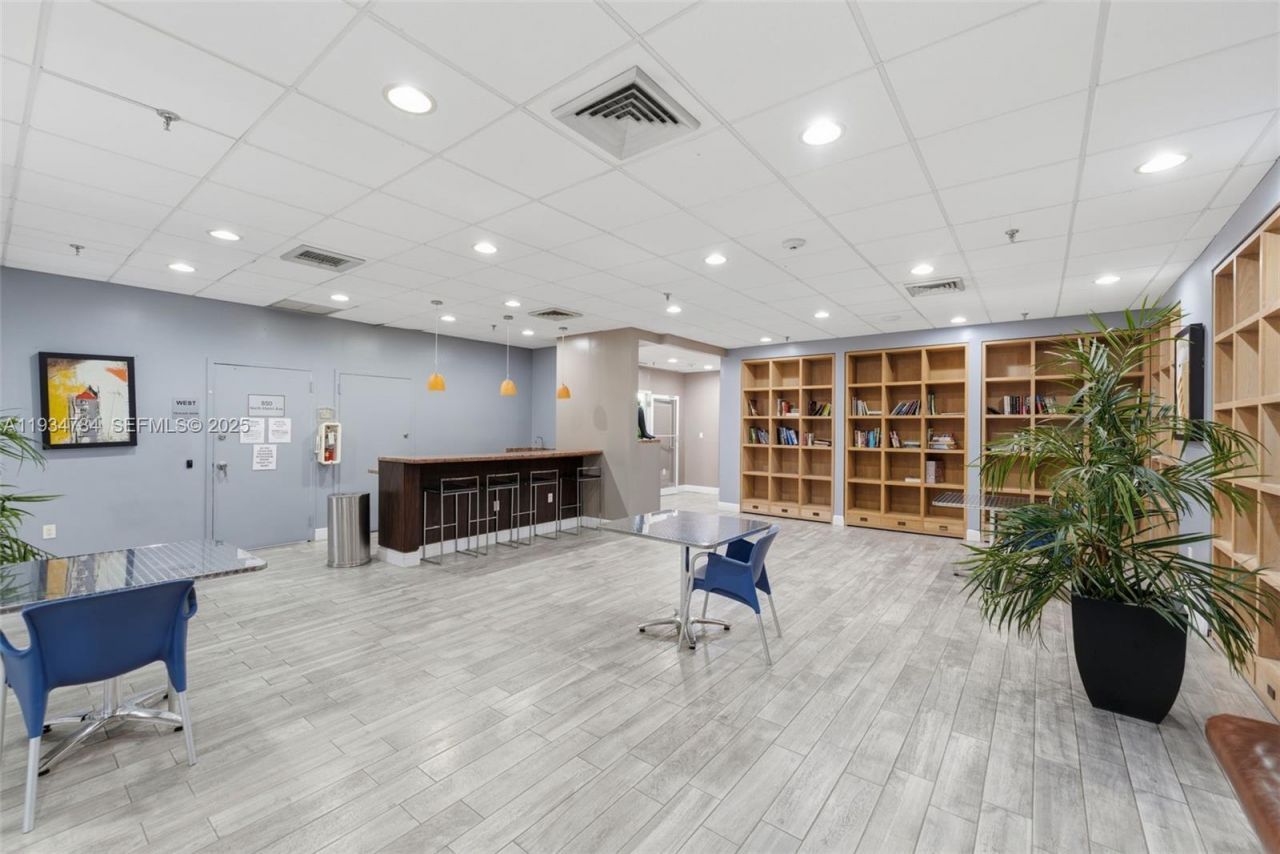 850 N Miami Ave, Unit W-806, Miami, FL 33136 Photo