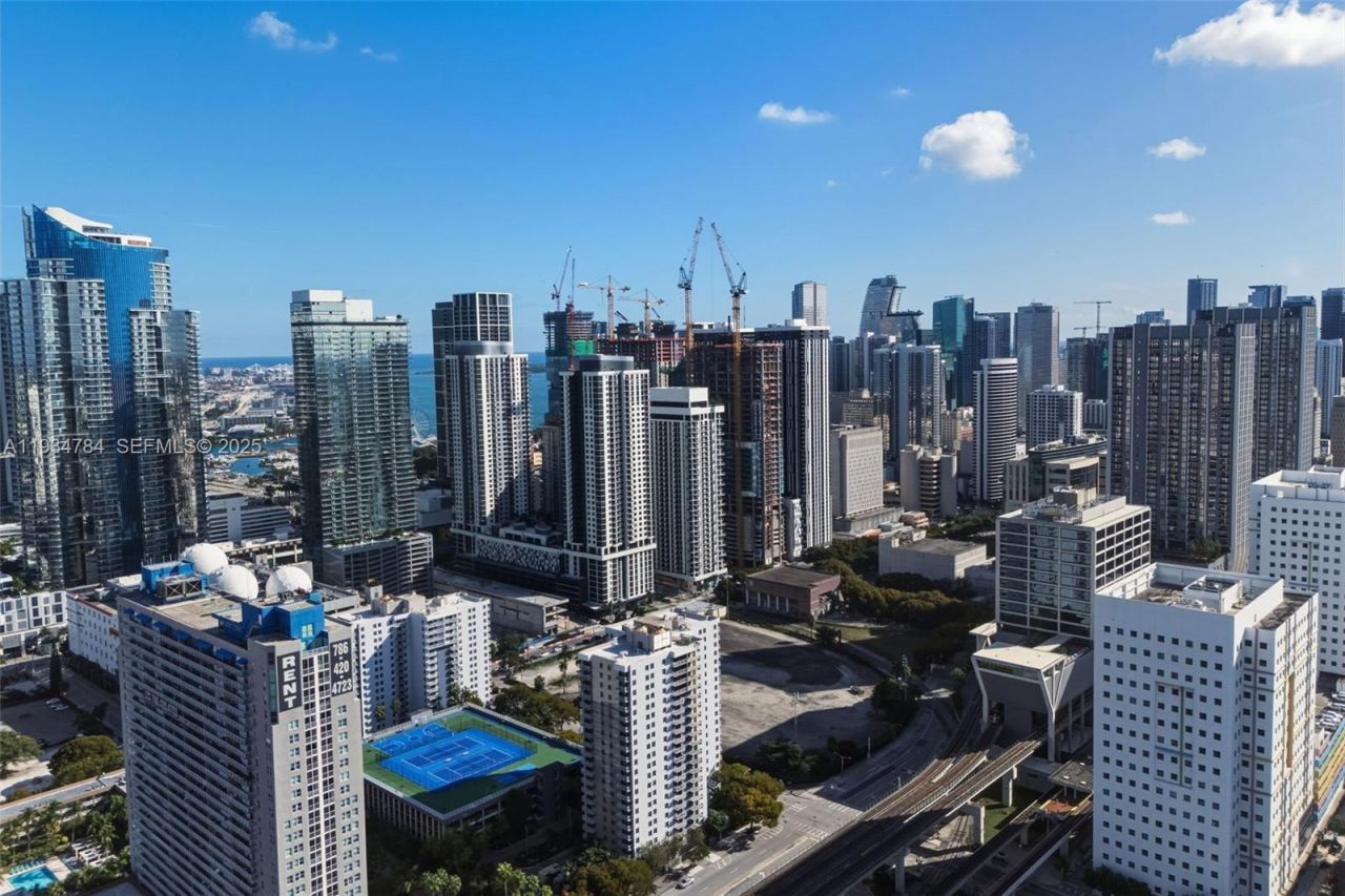 850 N Miami Ave, Unit W-806, Miami, FL 33136 Photo