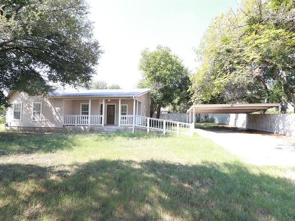 1065 W Pecan Street, Stephenville, TX 76401