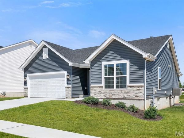 18415 Boone Ridge Manor Drive, Truesdale, MO 63380