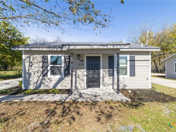 620 E 6th Avenue , Belton, TX 76513