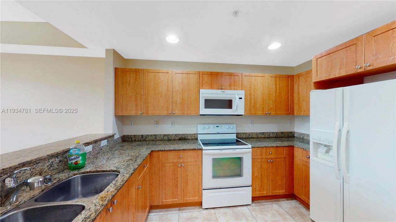 8999 NW 107th Ct, Unit 102-1, Doral, FL 33178 Photo