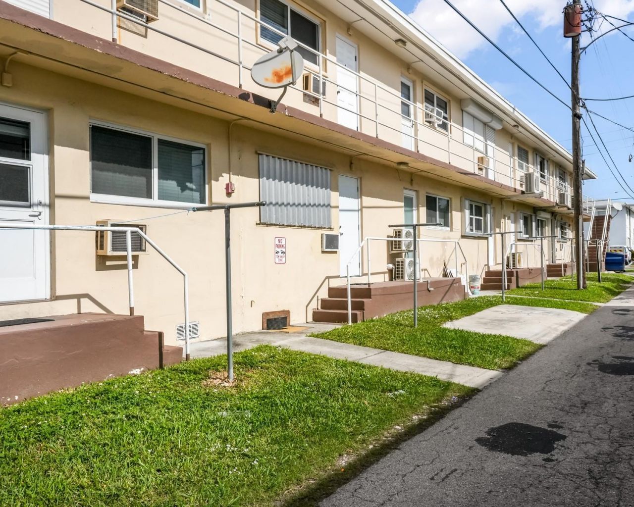 Please Call For Address, Hallandale Beach, FL 33009 Photo
