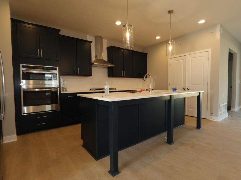 6954 Corsican Loop N, Hilliard, OH 43026 Photo 3