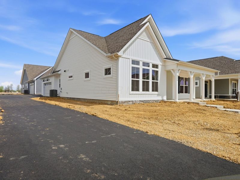 6954 Corsican Loop N, Hilliard, OH 43026 Photo 3