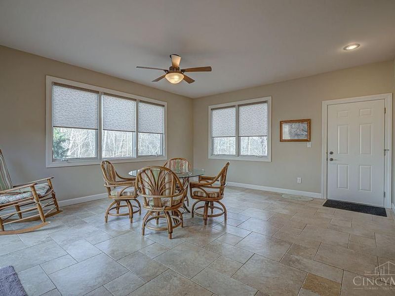 1850 S Weaver Road, Morgan Twp, OH 45053 Photo 3