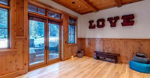 8458 Valhalla Drive, Truckee, CA 96161 Photo