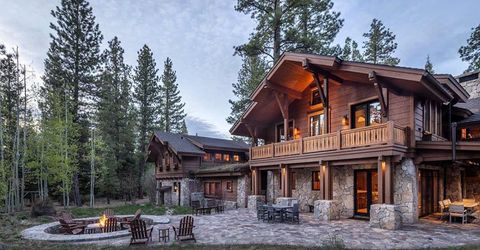 8458 Valhalla Drive, Truckee, CA 96161 Photo