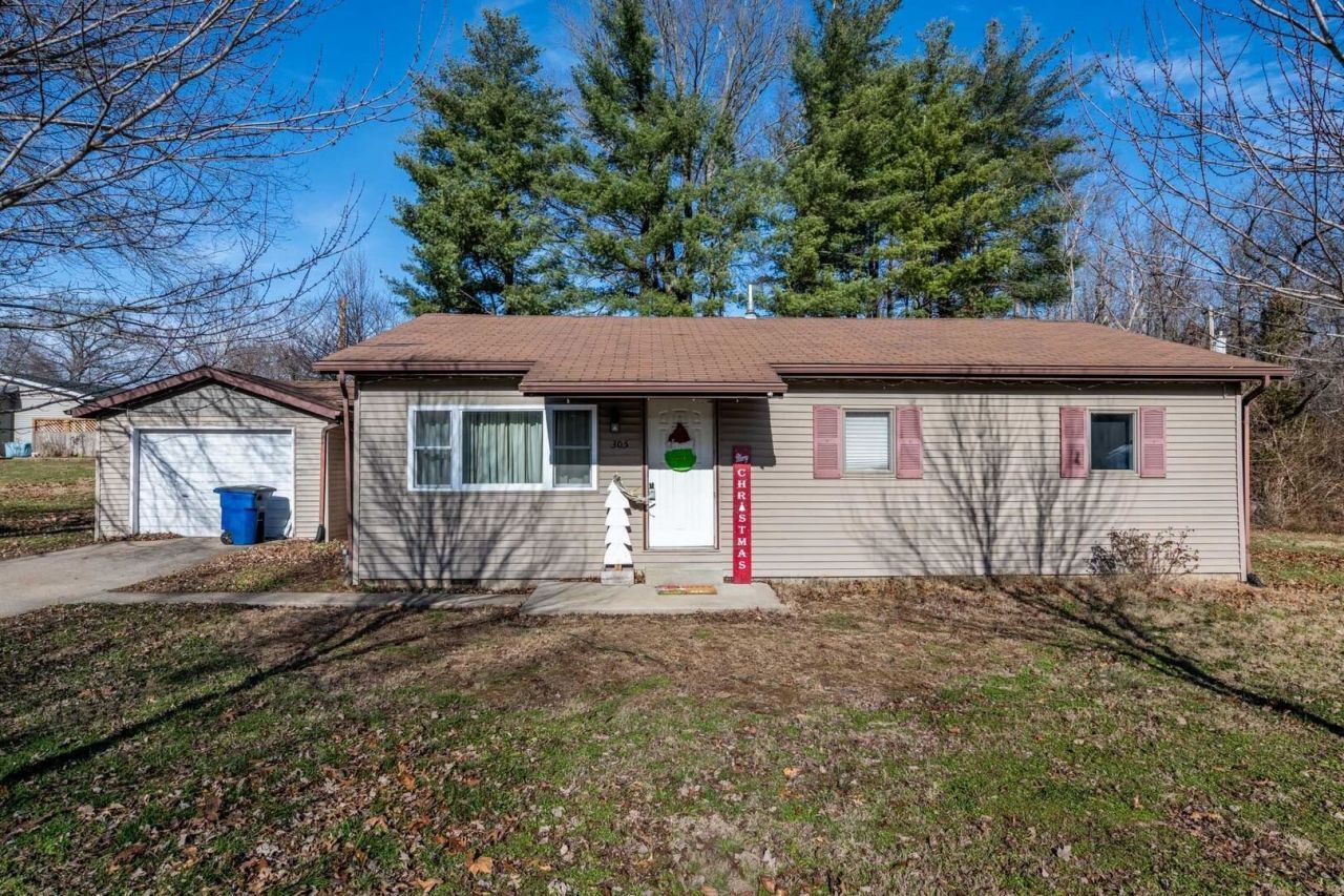 305 Peggy Lane, Sparta, IL 62286 Main Photo