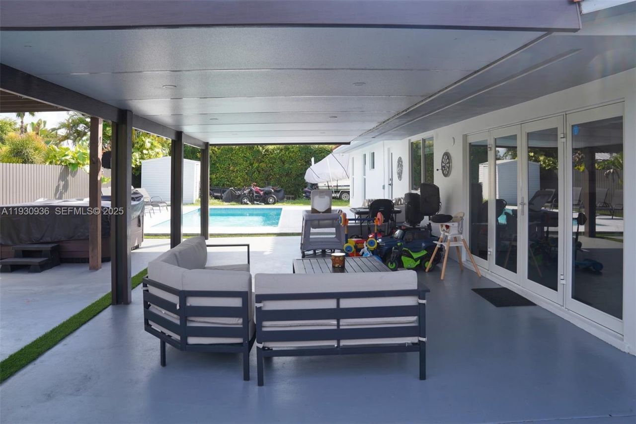 14111 SW 75th St, Miami, FL 33183 Photo