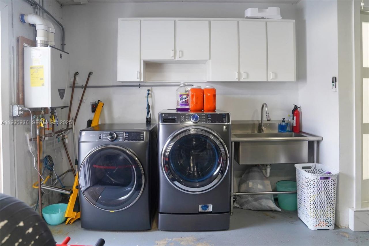 14111 SW 75th St, Miami, FL 33183 Photo