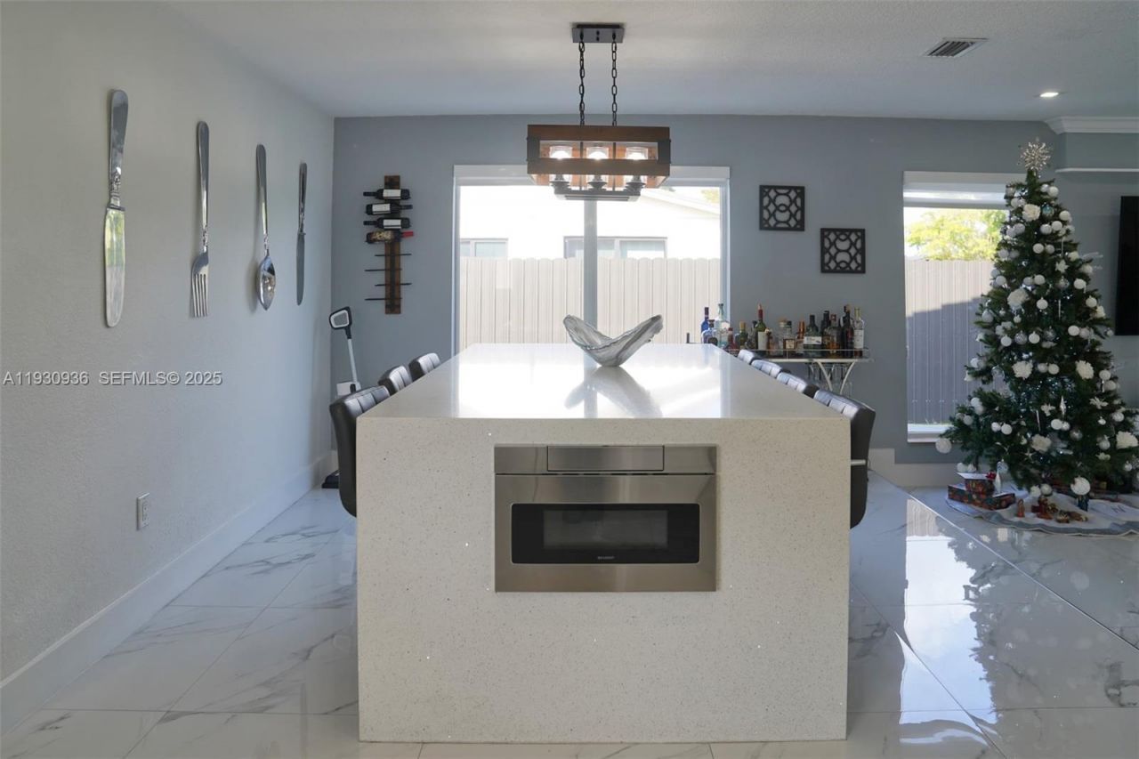 14111 SW 75th St, Miami, FL 33183 Photo