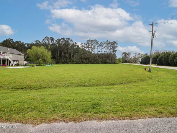 1125 Bluebill Drive, Havelock, NC 28532