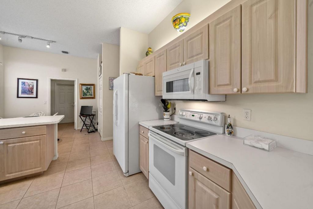 2501 Country Golf Drive, Wellington, FL 33414 Photo