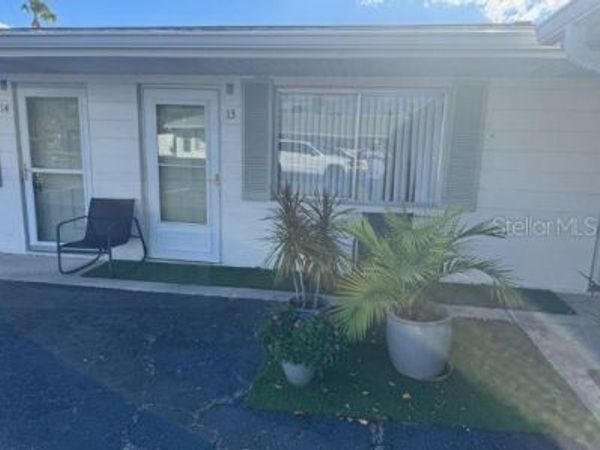 525 MANATEE COURT, Unit 13, VENICE, FL 34285