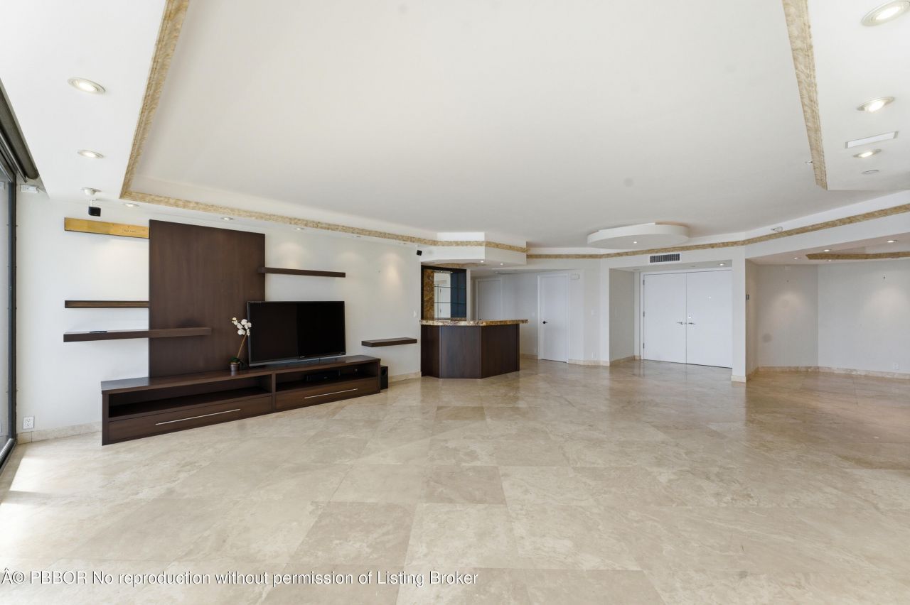 3100 S Ocean Boulevard, Unit 403S, Palm Beach, FL 33480 Photo