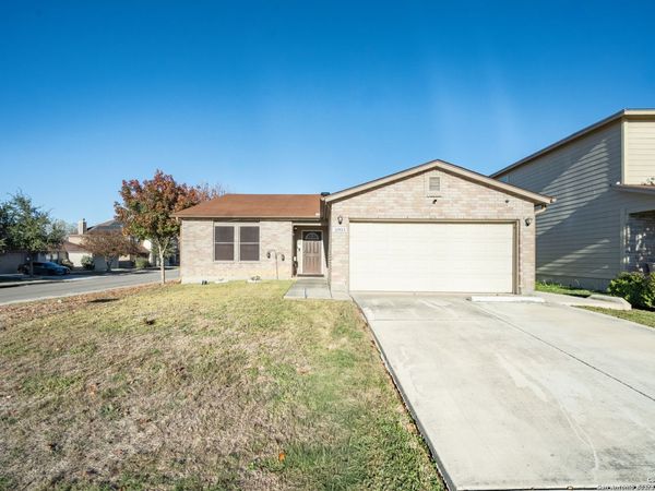 5903 Iris Isle, San Antonio, TX 78218