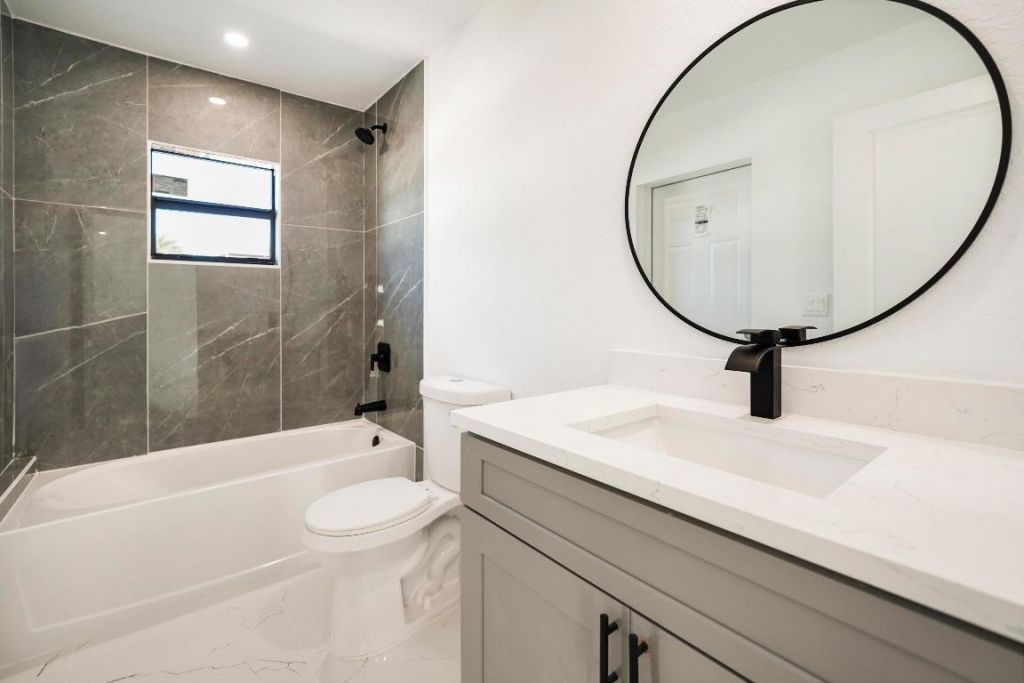 1213 NW 22nd Place, Cape Coral, FL 33993 Photo