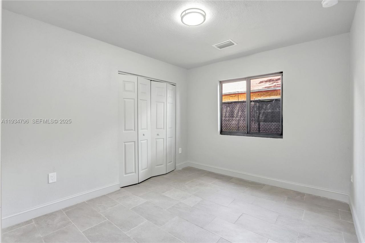 2420 NW 6th Ct, Pompano Beach, FL 33069 Photo