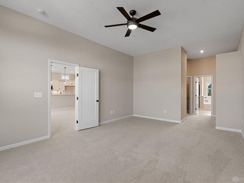 427 Bandon Dunes, Unit 12-304, Turtlecreek Township, OH 45036 Photo 15