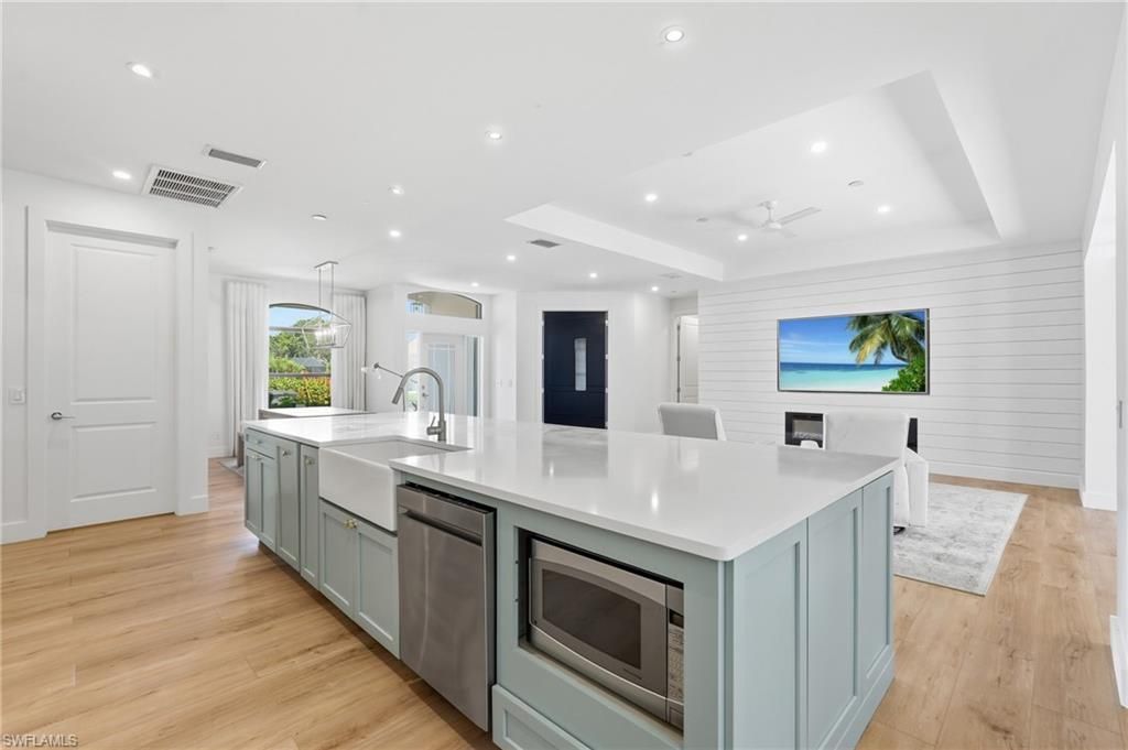 28360 Del Lago Way, Bonita Springs, FL 34135 Photo
