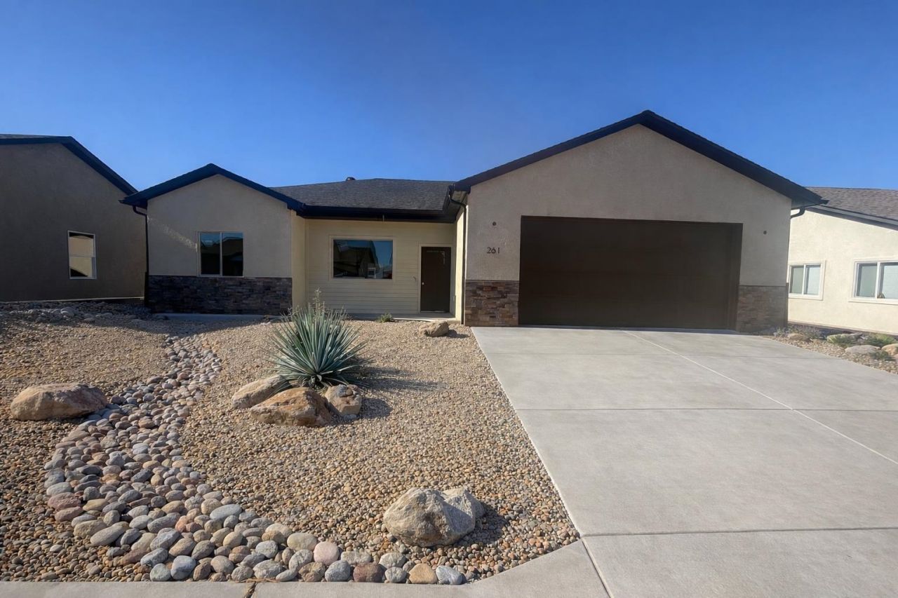 261 Paige Road, Grand Junction, CO 81503 Main Photo