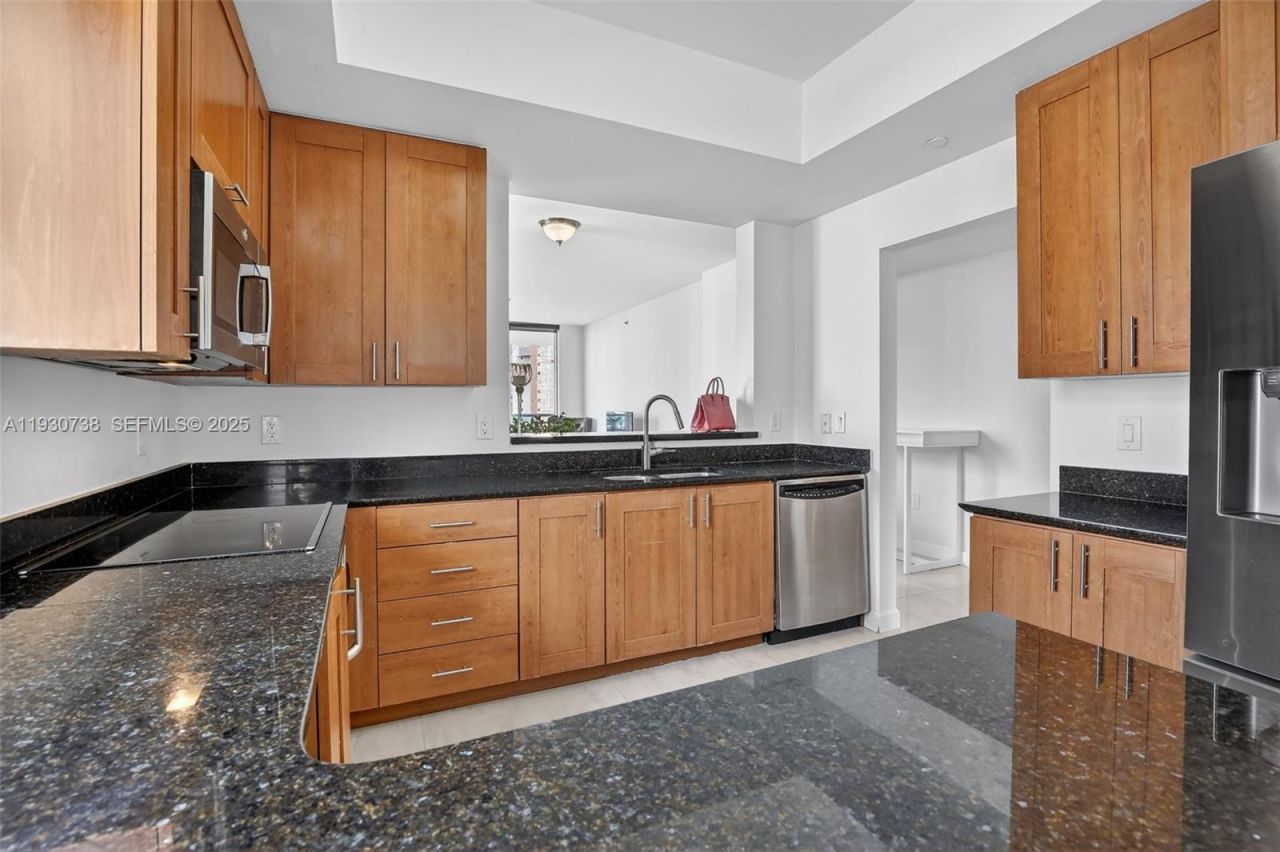 3340 NE 190th St, Unit 1101, Aventura, FL 33180 Photo