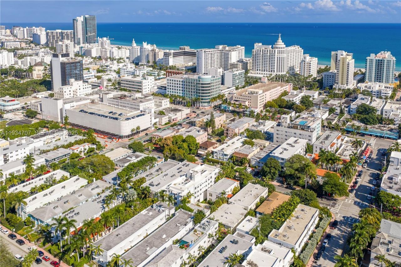 1532 Drexel Ave, Unit 203, Miami Beach, FL 33139 Photo