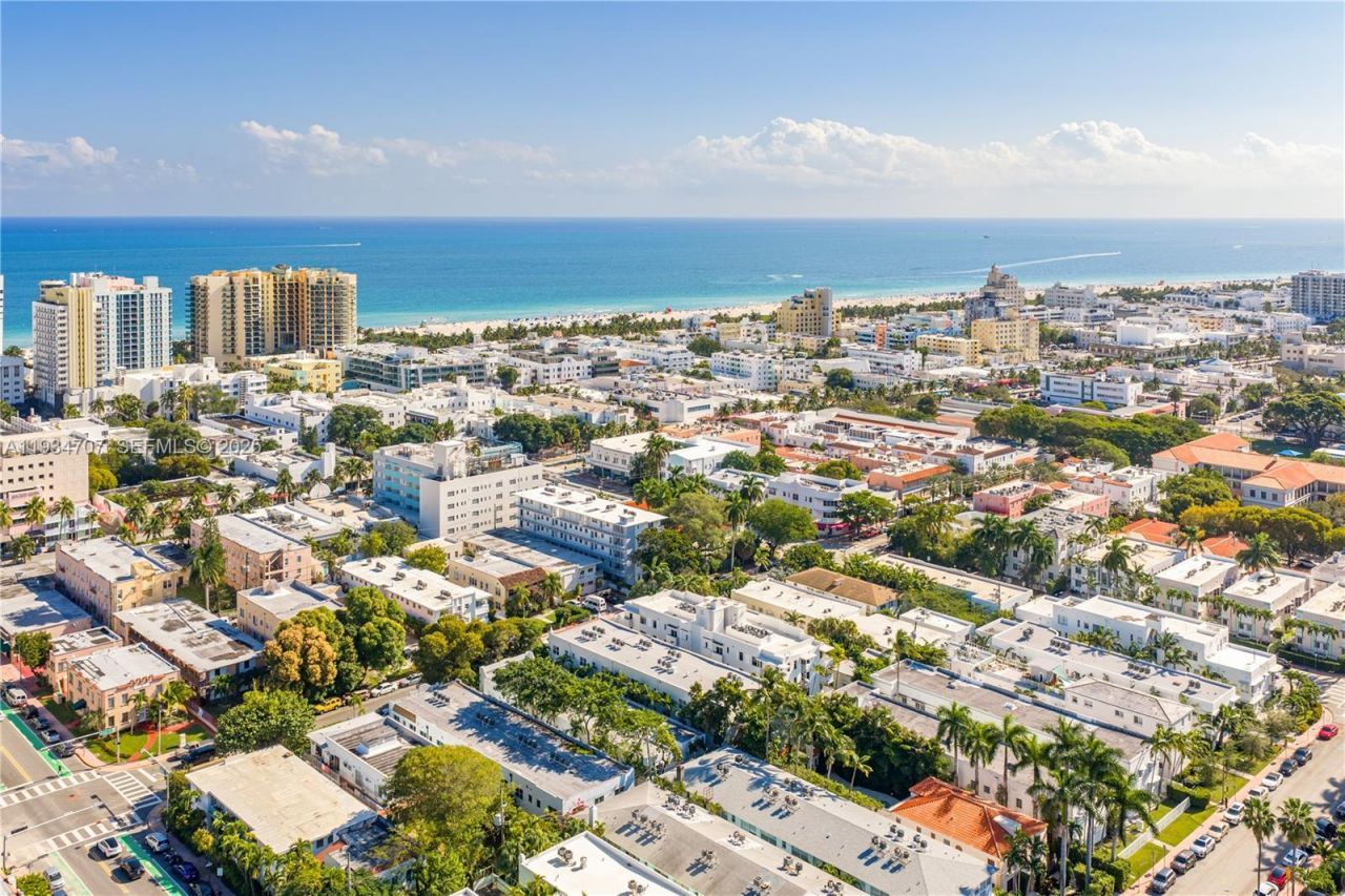 1532 Drexel Ave, Unit 203, Miami Beach, FL 33139 Photo