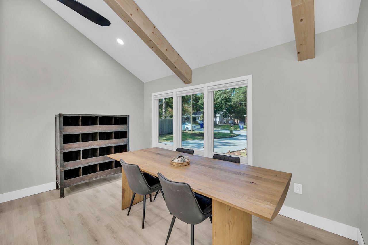 970 Cottingham Drive Photo 17