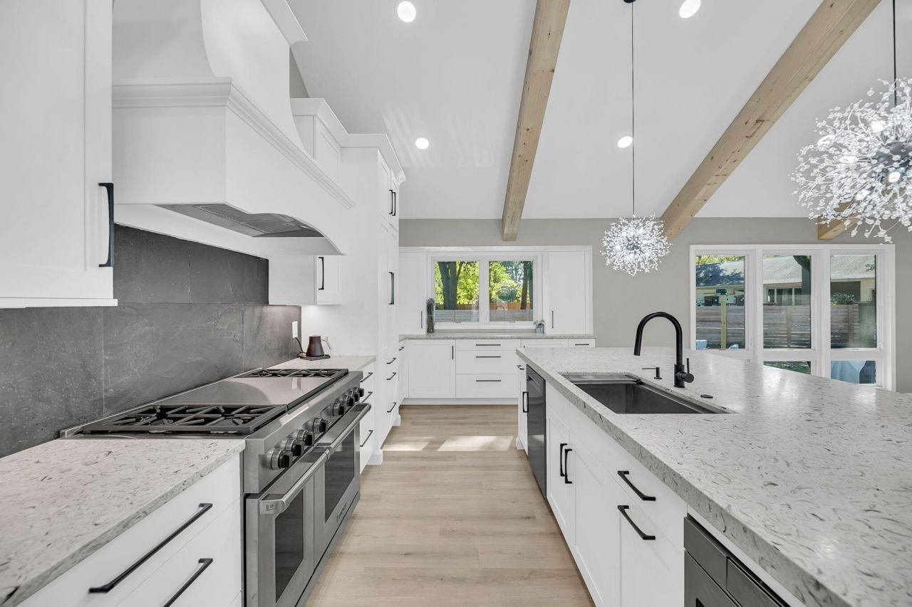 970 Cottingham Drive Photo 21