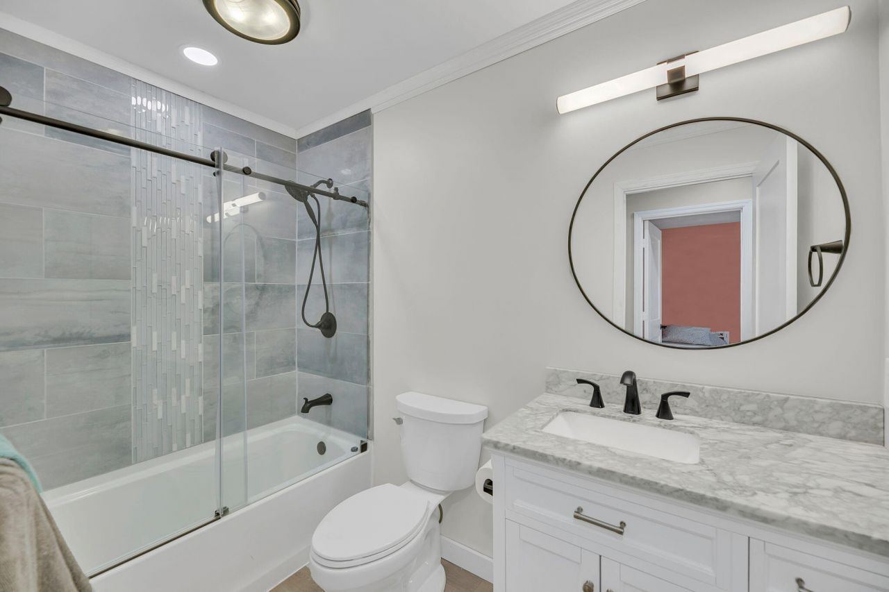 970 Cottingham Drive Photo 33