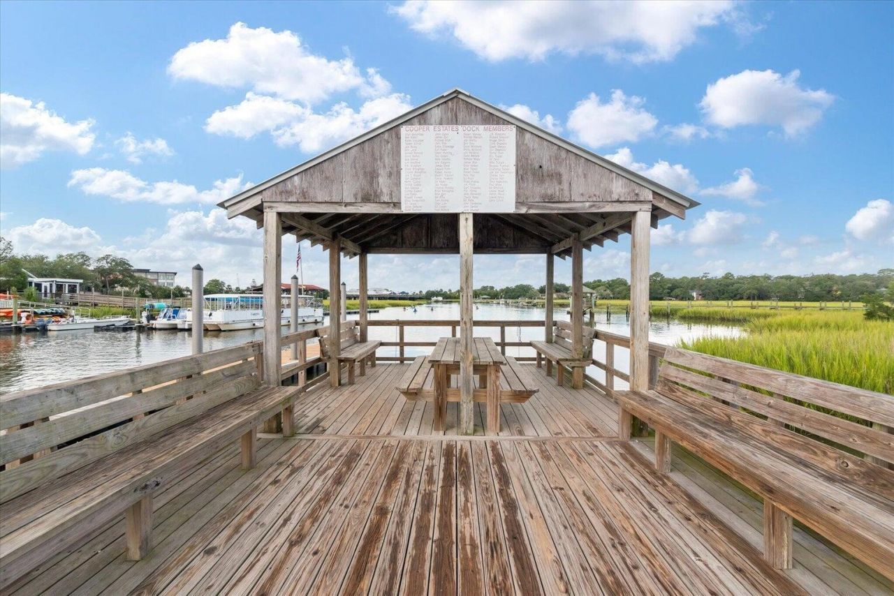 970 Cottingham Drive Photo 40