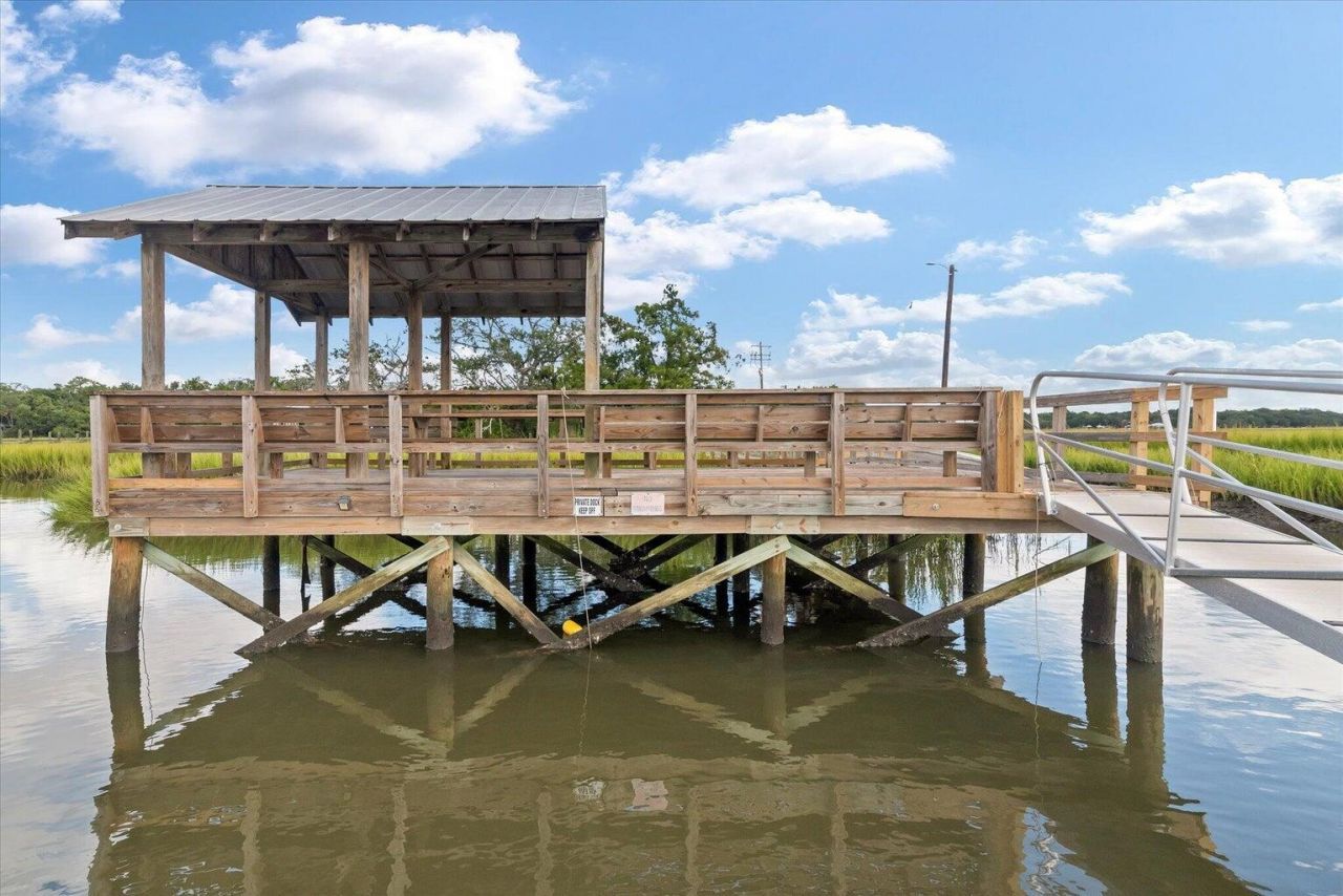 970 Cottingham Drive Photo 41