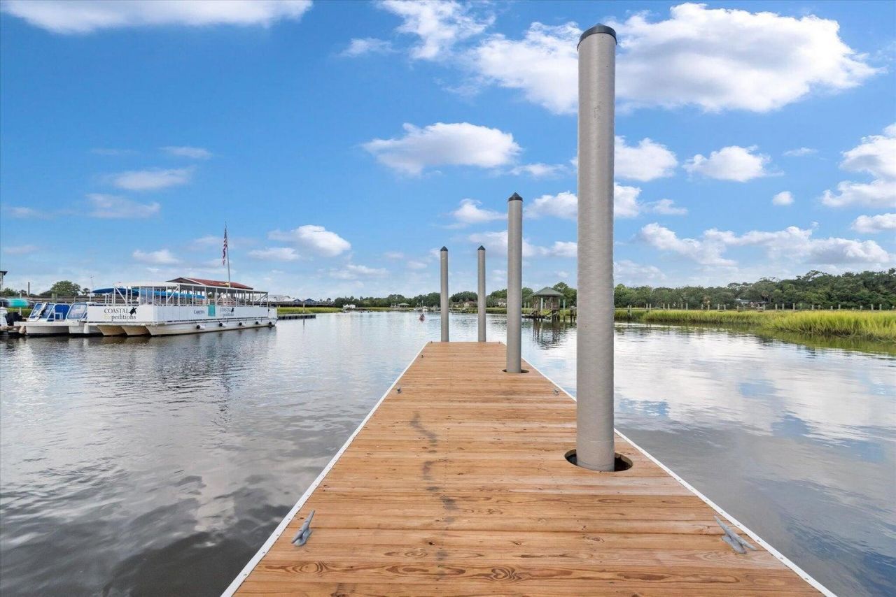 970 Cottingham Drive Photo 42