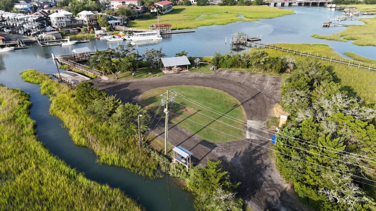 970 Cottingham Drive Photo 51