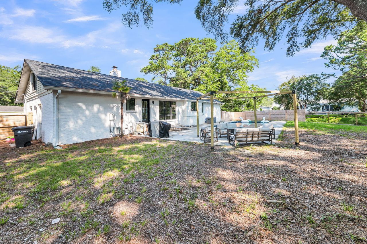 970 Cottingham Drive Photo 8