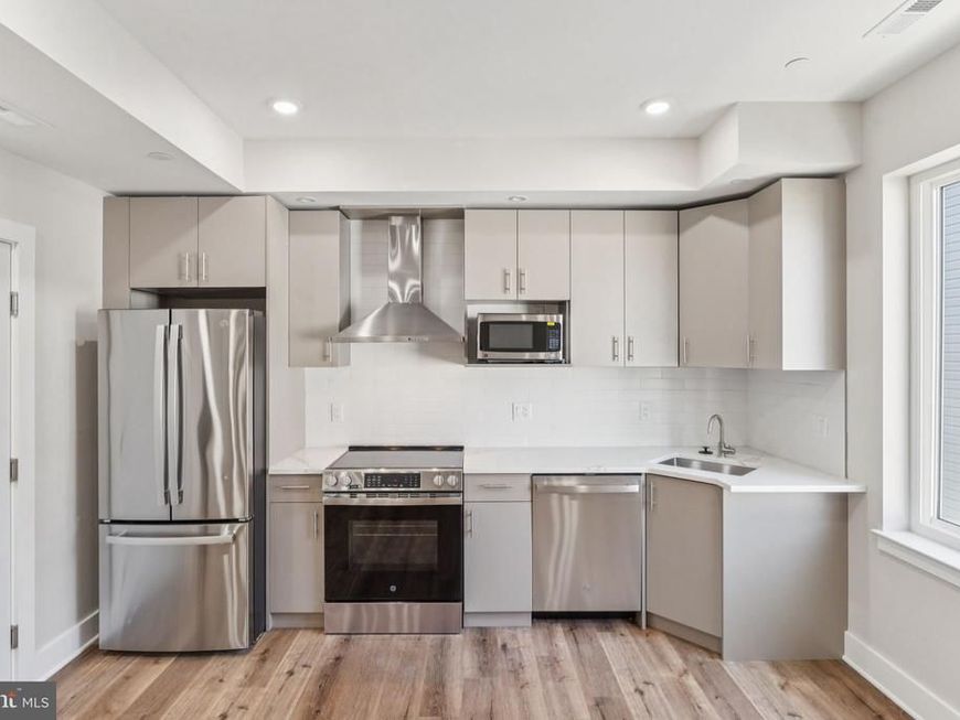 1436 Parrish Street, Unit D, Philadelphia, PA 19130 Main Photo