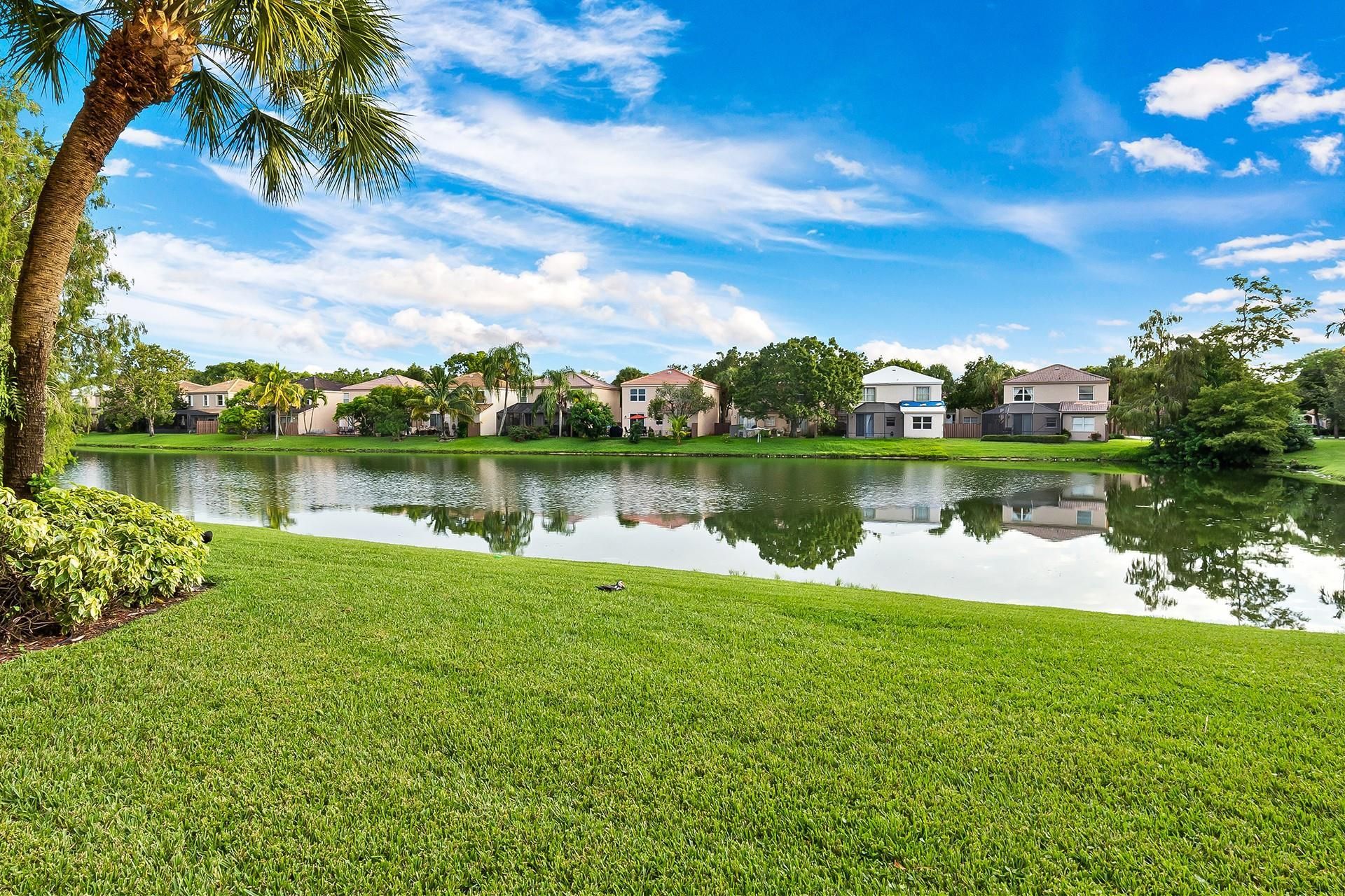 10730 NW 14th Street, Unit 167, Plantation, FL 33322 Photo