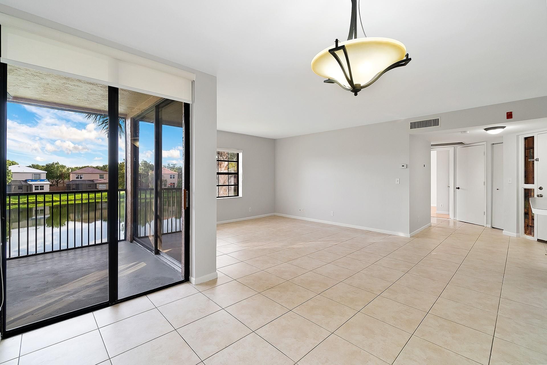 10730 NW 14th Street, Unit 167, Plantation, FL 33322 Photo