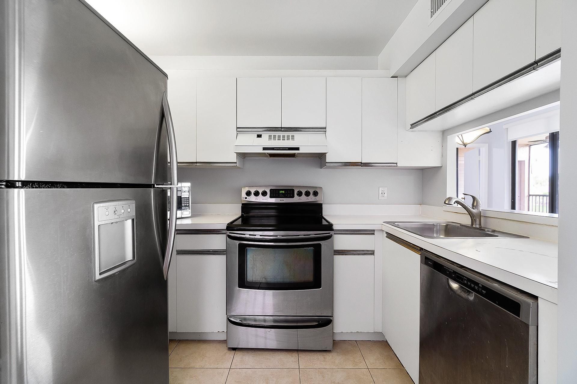 10730 NW 14th Street, Unit 167, Plantation, FL 33322 Photo