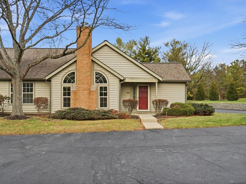 202 Deer Cross Lane, Powell, OH 43065 Photo 4
