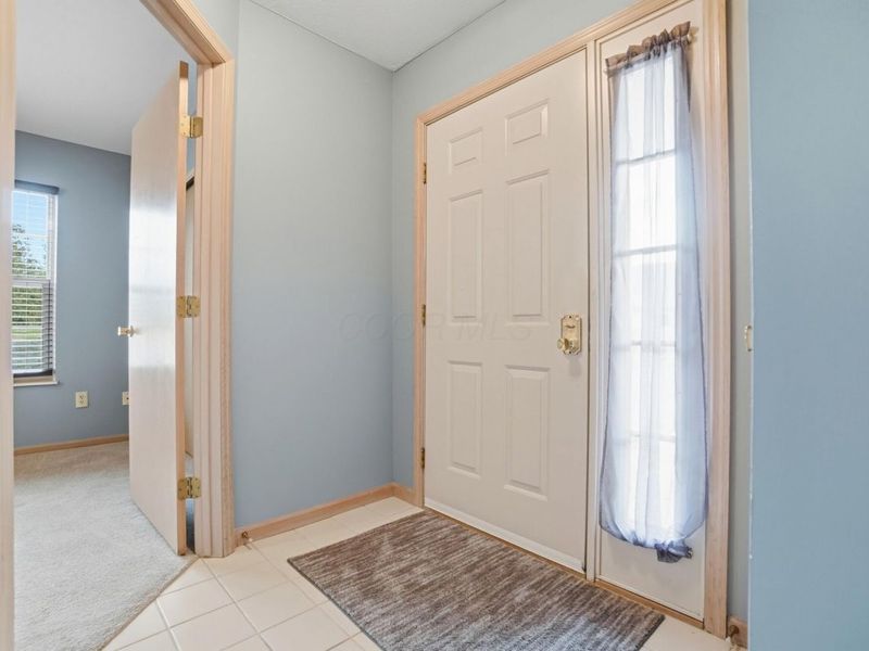 202 Deer Cross Lane, Powell, OH 43065 Photo 7