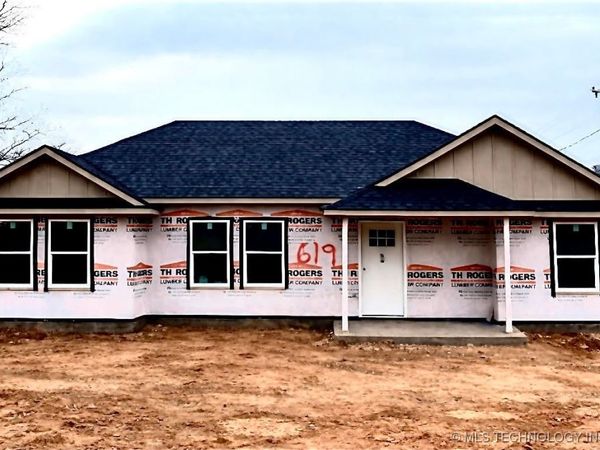 619 S McKinley Street, Calera, OK 74730