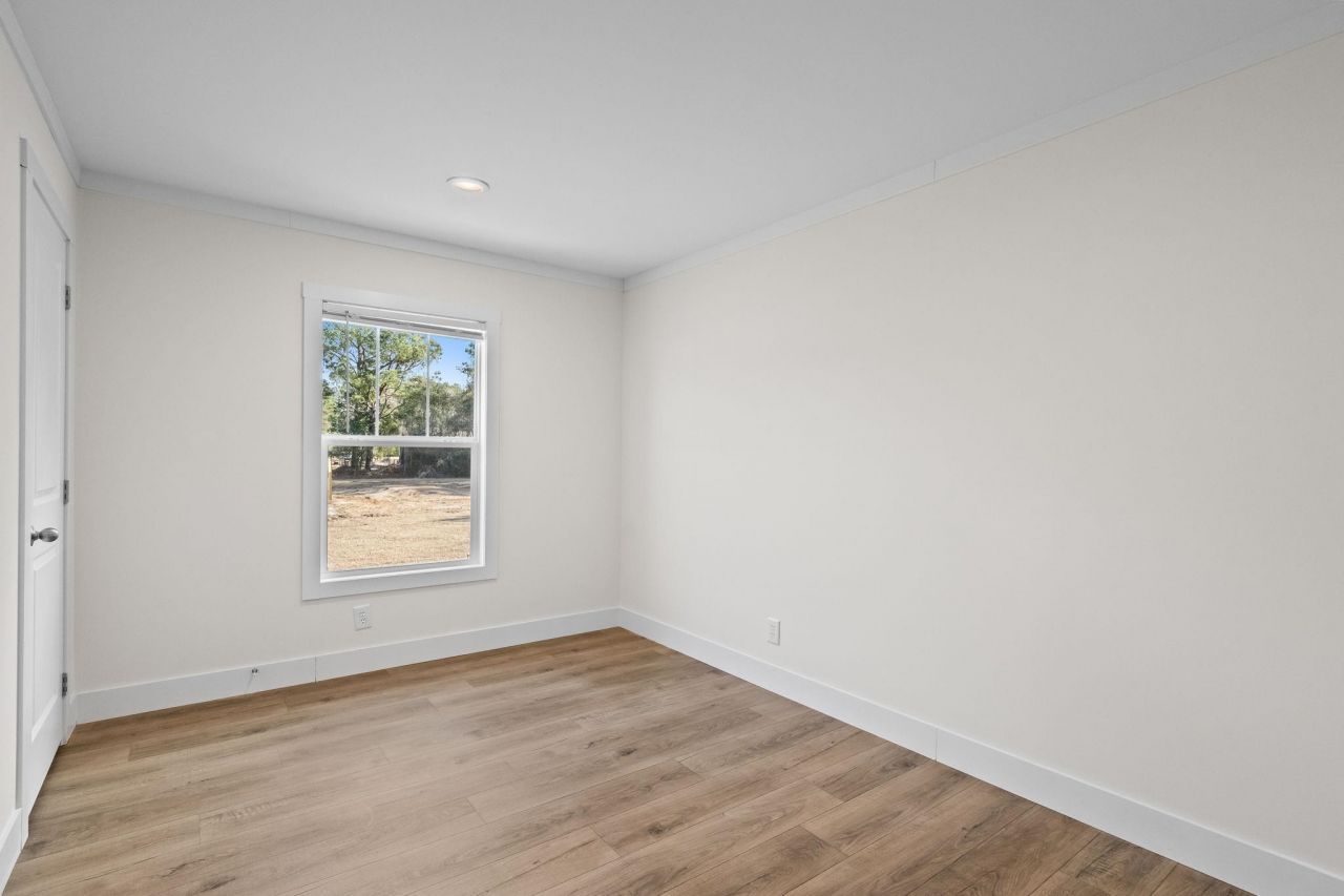 2409 Satellite Circle Photo 14