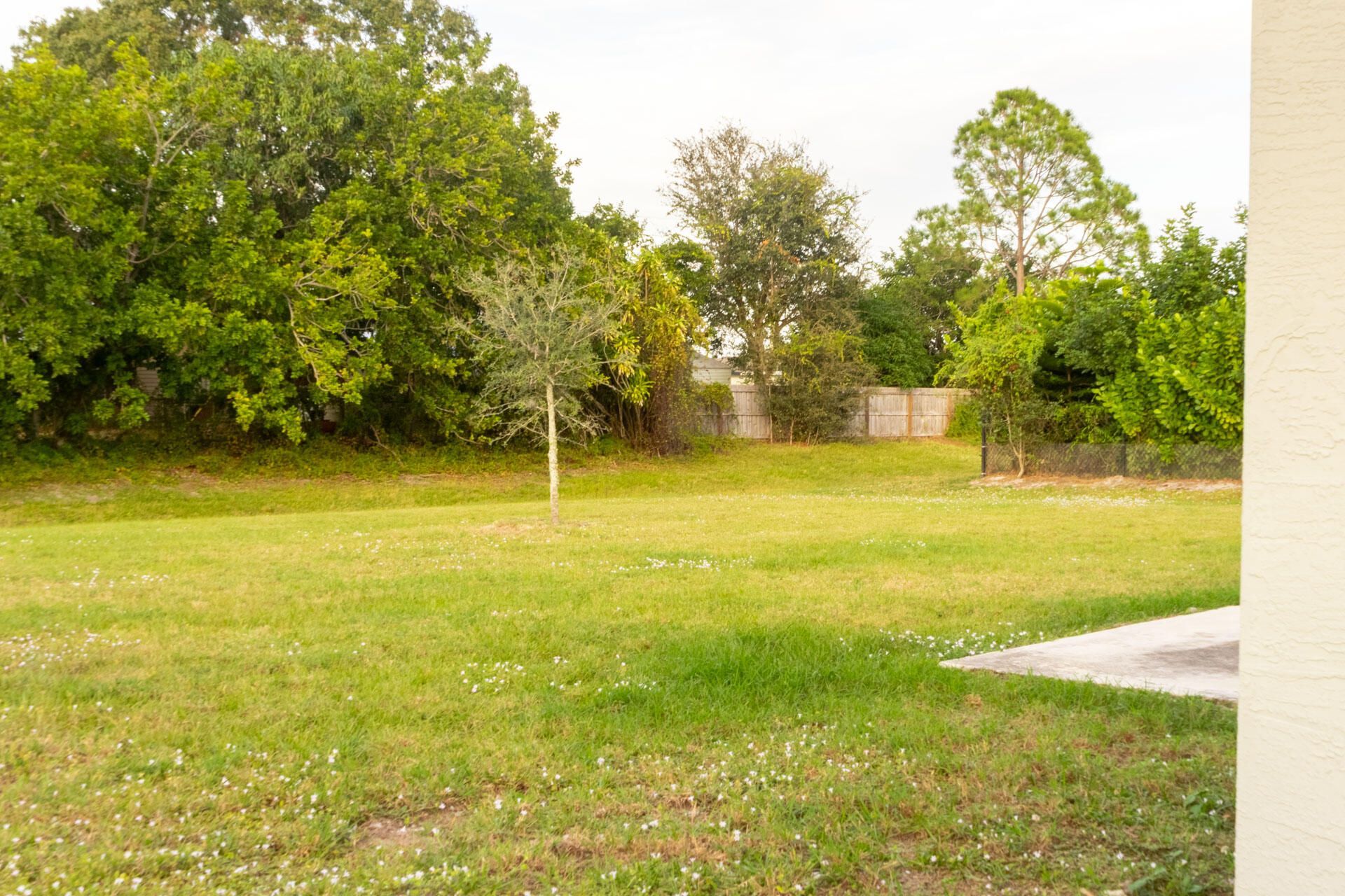 2325 SE Calcutta Circle, Port Saint Lucie, FL 34952 Photo